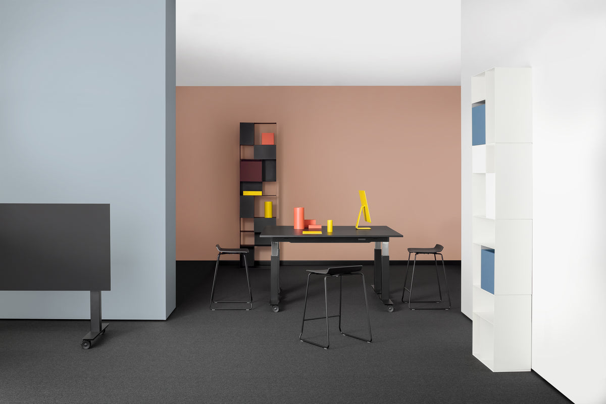Sgabello Loto Wood Stool di Mara