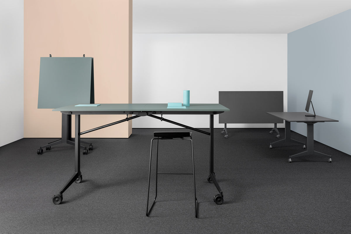 Sgabello Loto Wood Stool di Mara