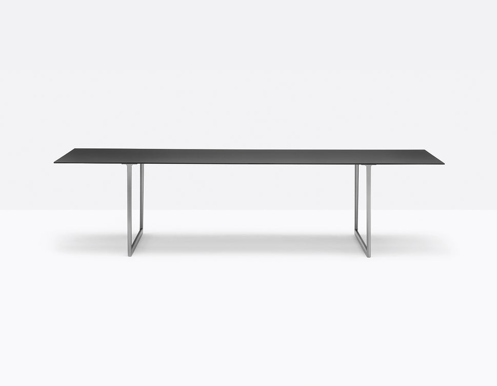 Scrivania Toa Table di Pedrali