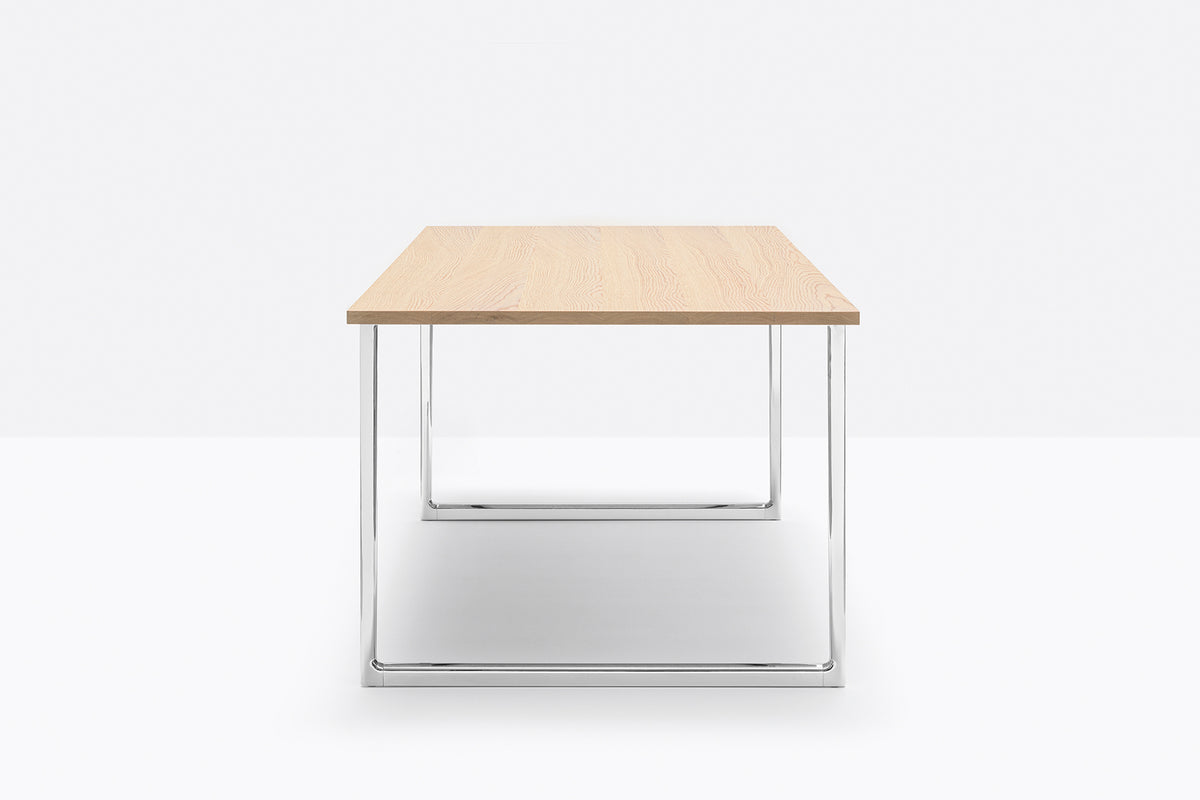 Scrivania Toa Table di Pedrali
