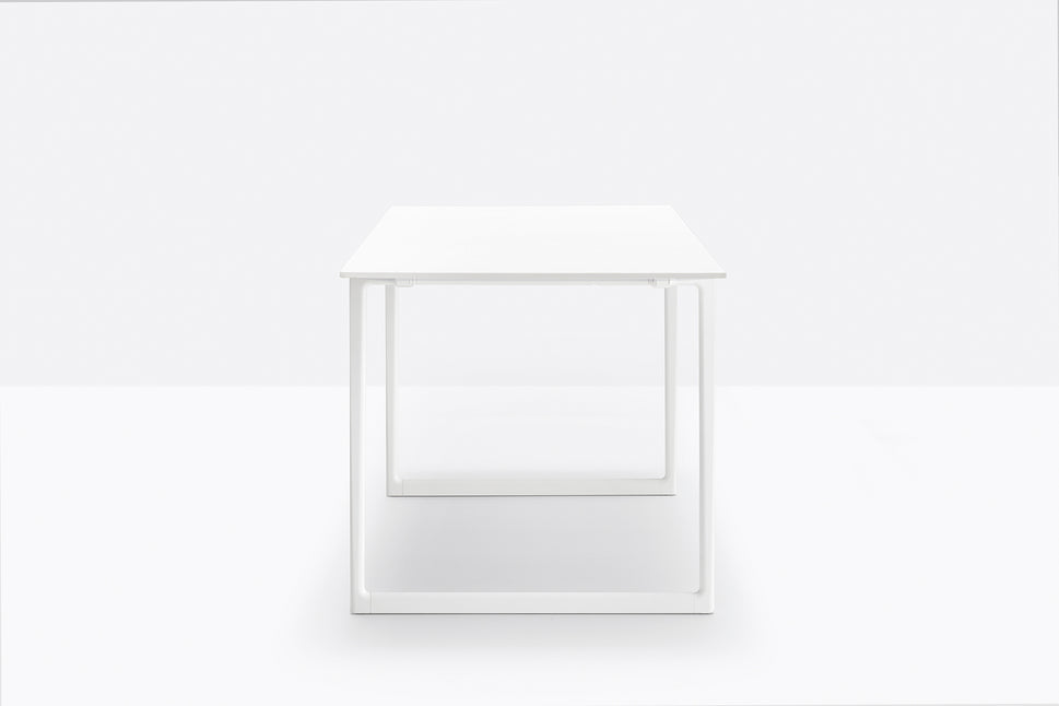 Scrivania Toa Table di Pedrali