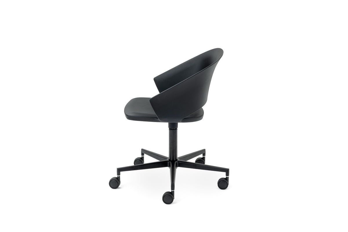 Poltroncina Icon Swivel di Mara